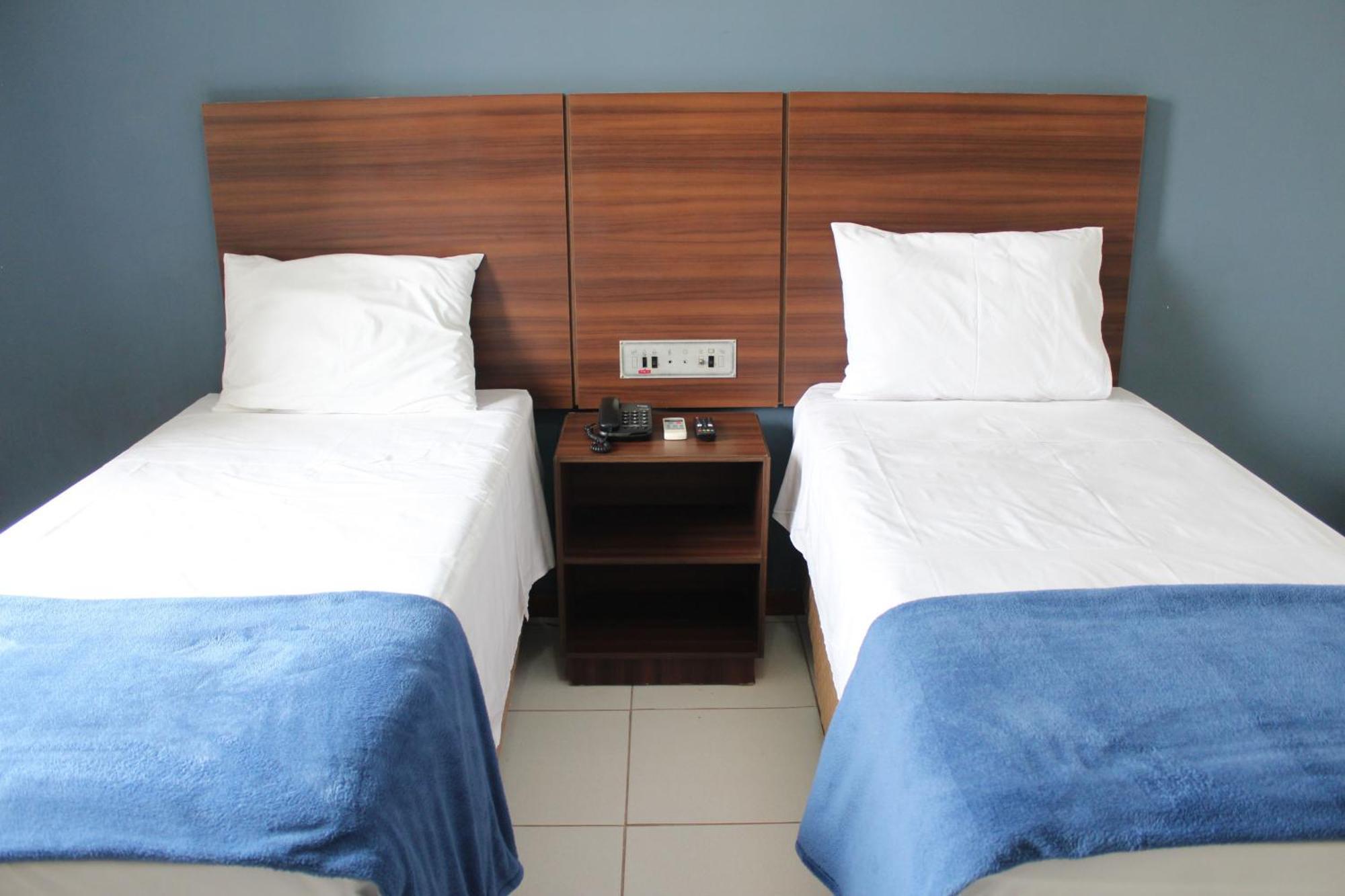 Days Inn By Wyndham Uberlândia Exteriör bild